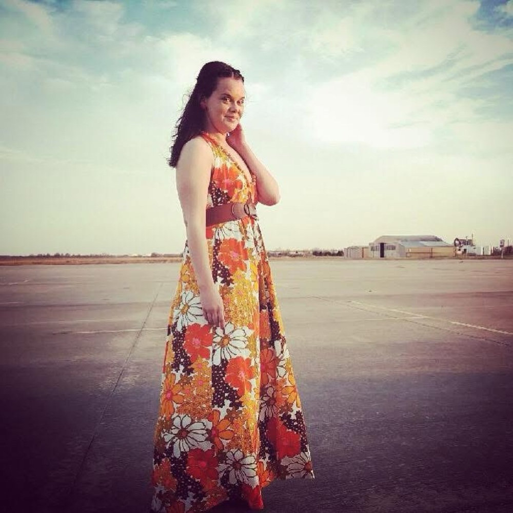 Vintage  Hukilau Fashions Vibrant Floral Maxi Dress in Orange and White with Top